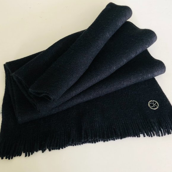 Calvin Klein Accessories - CALVIN KLEIN Scarf with 1 1/2" Fringe NWT